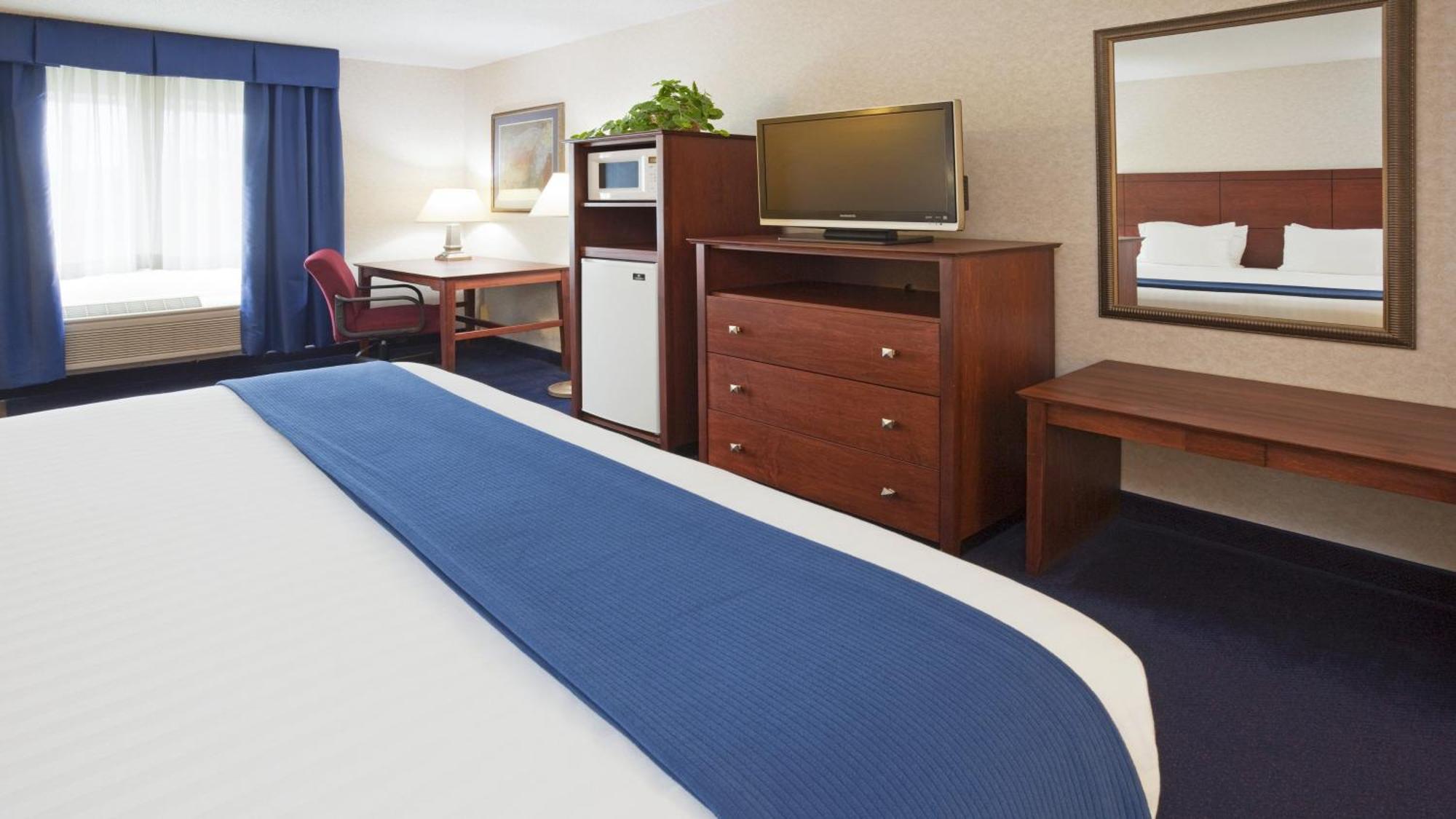Holiday Inn Express Deforest By Ihg Kültér fotó